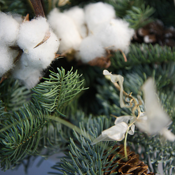 Натуральная зимняя композиция S