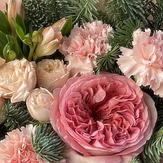 Розовый зимний букет S