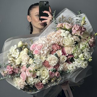 Сборный букет Эндлес лав