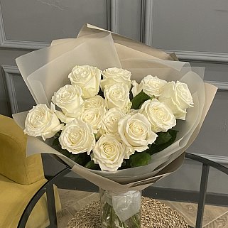 Букет из 15 белых роз Playa Blanca