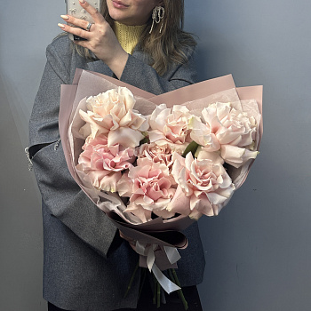 Букет из 7 французских роз Pink Mondial