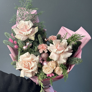 Зимний букет Пинк М