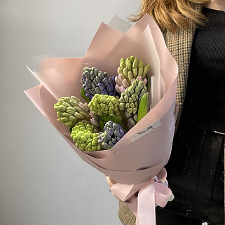 Букет из 7 гиацинтов (микс)