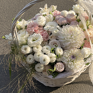 Цветочная корзина Сентябрь M